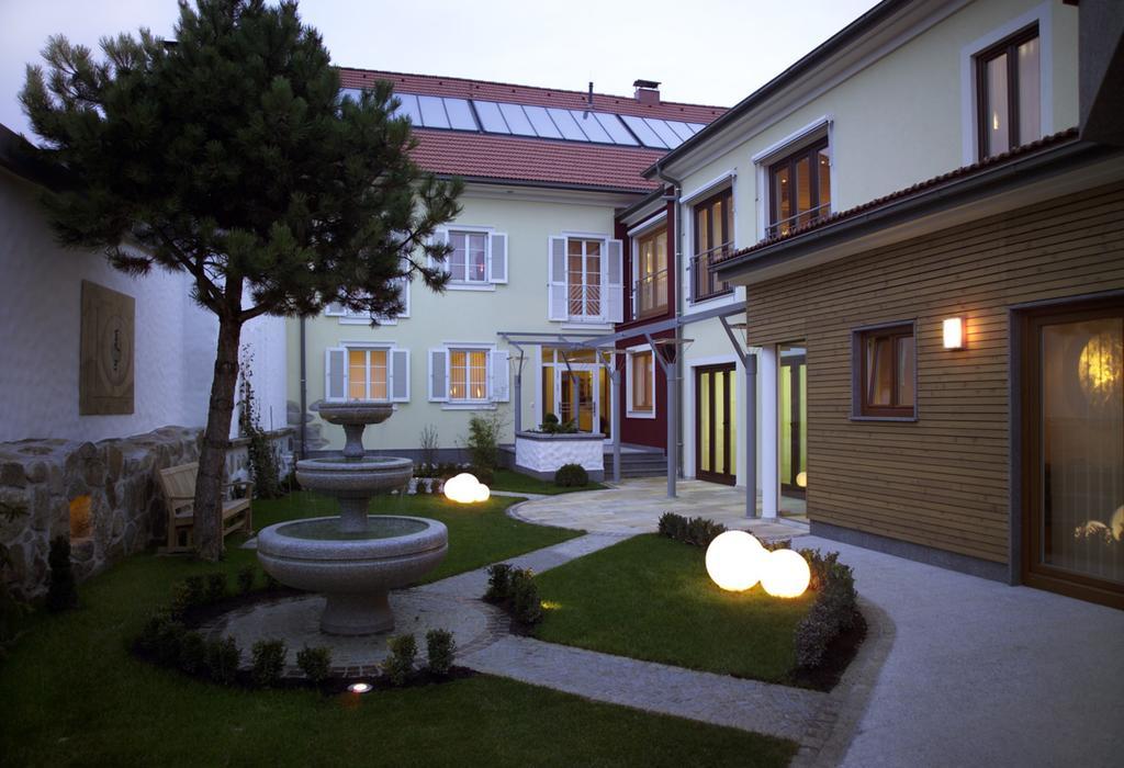 Tinschert Hotel-Restaurant-Partyservice Schwertberg Zewnętrze zdjęcie